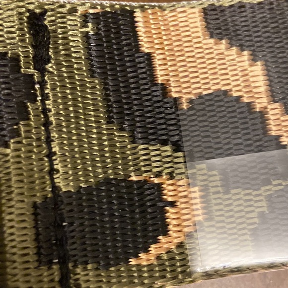 Vibrant Leopard Print Wearable Art Crossbody Shoulder Bag Adjustable Strap - Picture 3 of 3